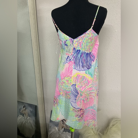 Lilly Pulitzer Clara Silk Multi Roar Of the Seas Asymmetric Hem Slip - Picture 4 of 9